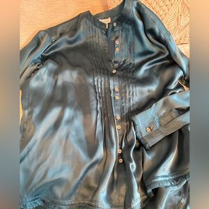 Sundance silk blouse. NWOT.